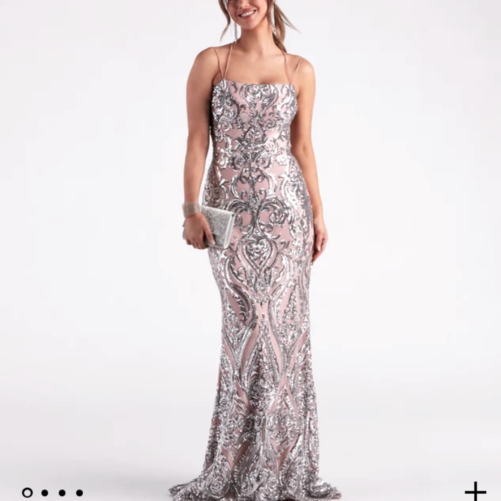 Brand new with tags, Windsor formal size large fits medium to large size 6-10